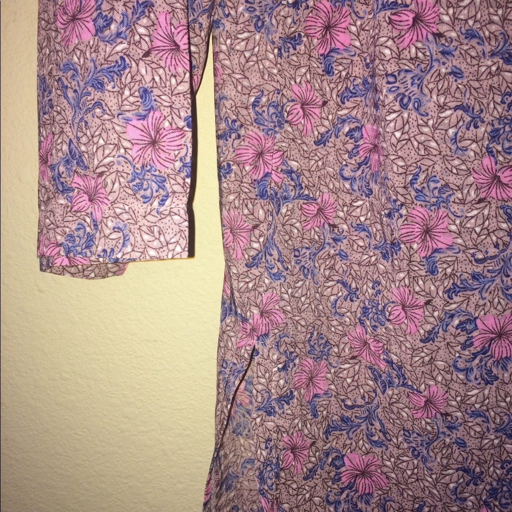 Pink/ purple flower shirt